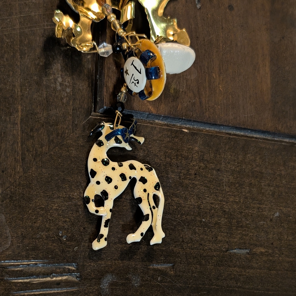 Lunch At The Ritz Show Dogs Clip-on Dangle Earrings - Picture 5 of 9